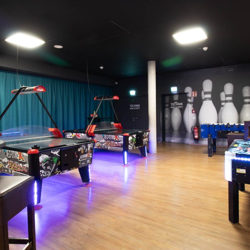 2025-bowlingpark-freiburg-airhockey-1920x1280px